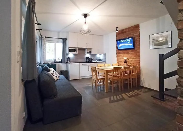 Dom Caloroczny Na Kaszubach Nietoperek, Prywatna Balia, Bania Ruska, Prywatna Sauna Zalakowo